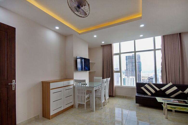 Handy Holiday Nha Trang Beach Apartment