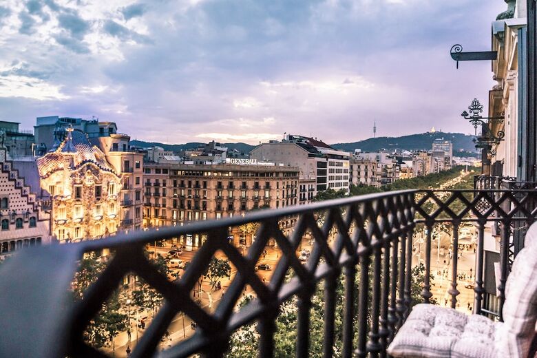 You Stylish Paseo de Gracia Apartments