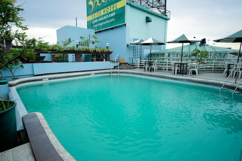 Urban Travellers Hotel