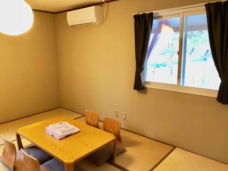 Hotel Arts Color