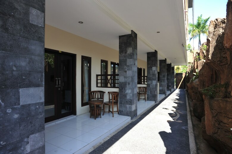 Hotel Airy Kuta Kubu Anyar 27 Bali