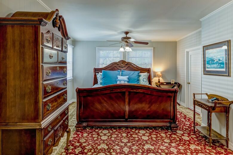 Hotel Steele Cottage