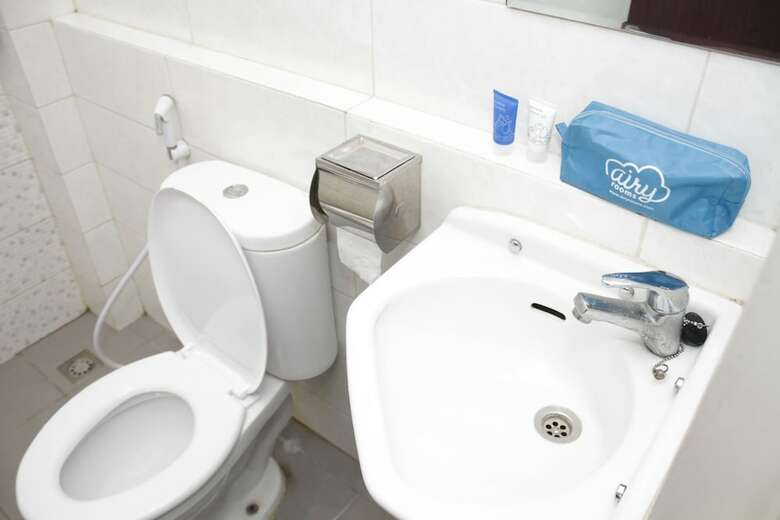 Hotel Airy Pecinan Kalikuping Utara 243 Semarang