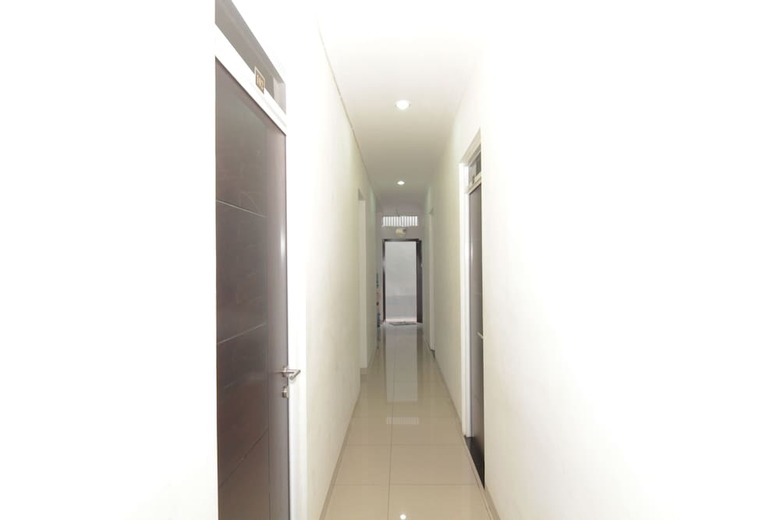 Hotel Airy Pecinan Kalikuping Utara 243 Semarang