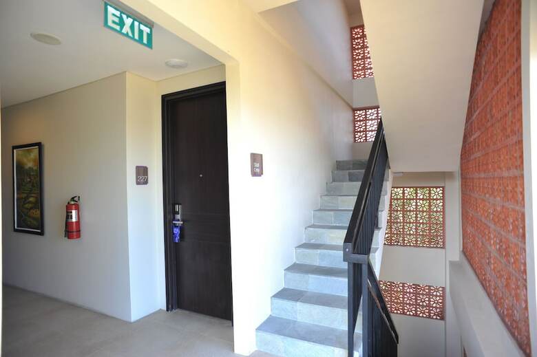 Hotel Airy Premier Ubud Simpang Hanoman Monkey Forest Bali