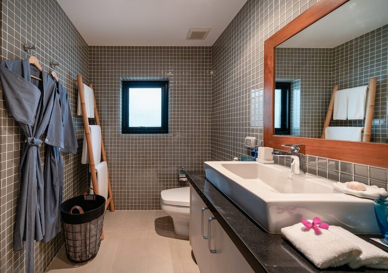 Hotel Akyra Beach Resort Phuket