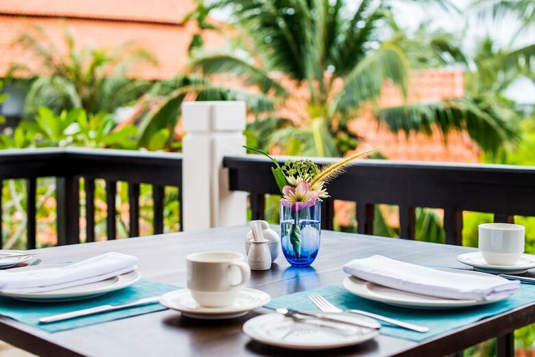 Hotel Akyra Beach Resort Phuket