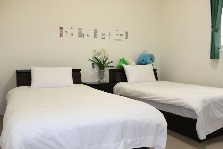 Hotel Little Bed And Breakfast