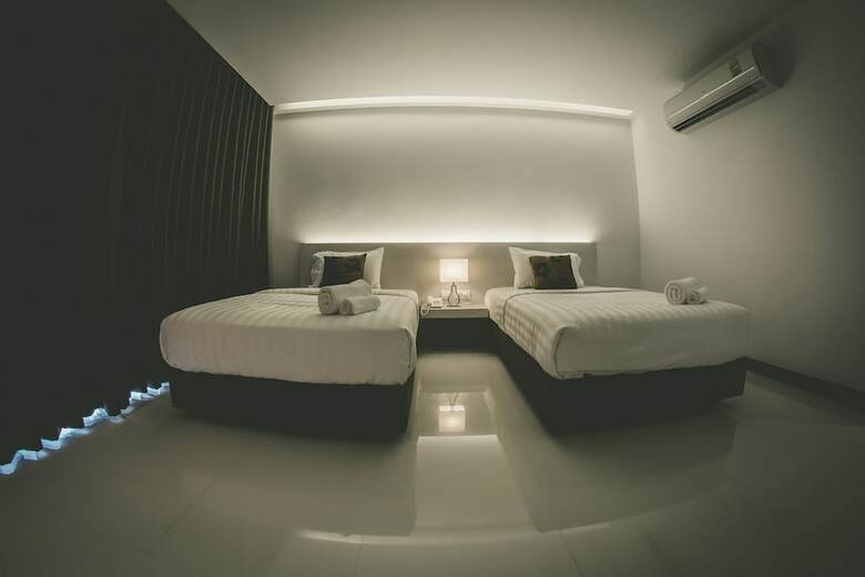 Chaisaeng Villa Hotel