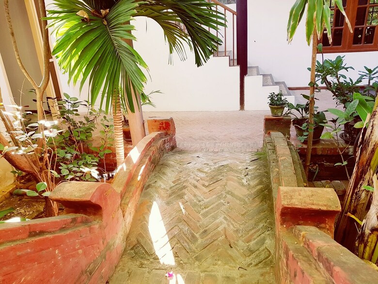 Thurizza Hotel