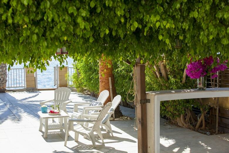 Meneou Beachfront Villa Sunset
