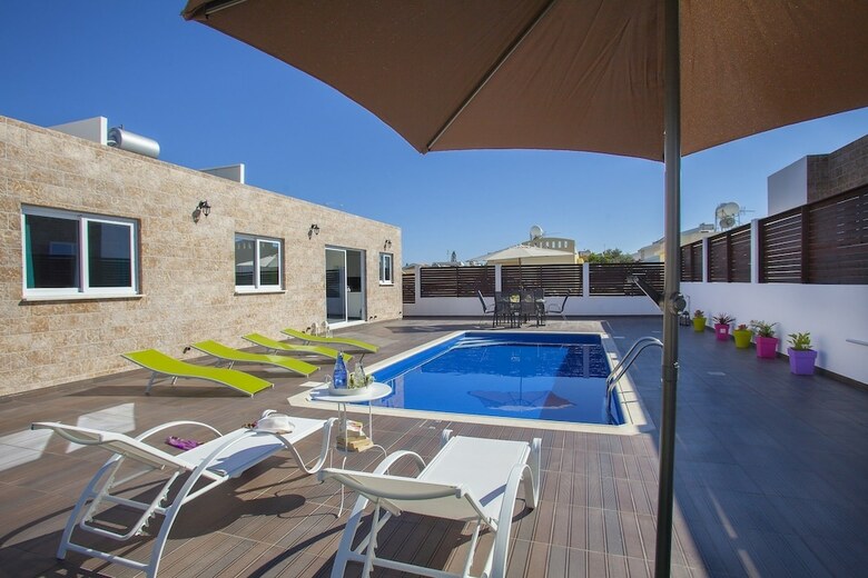 Protaras Villa Hollywood