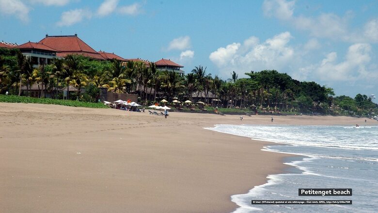 Hotel Zen Premium Seminyak Eka Laweya