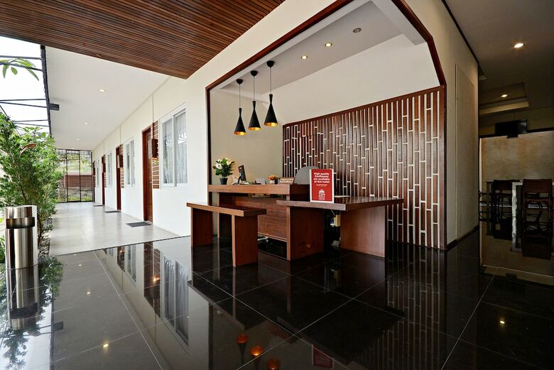 Hotel Zen Premium Kemang Pejaten