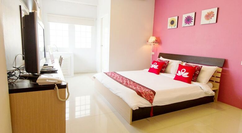 Hotel Zen Rooms Damrongrak Road