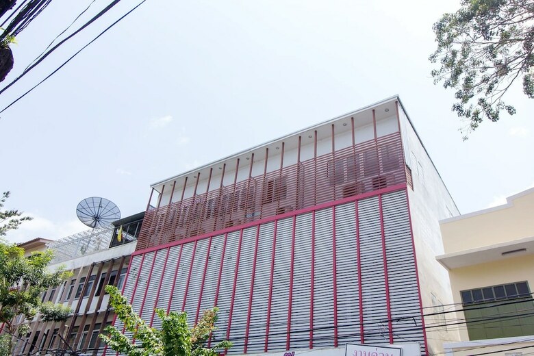 Hotel Zen Rooms Damrongrak Road