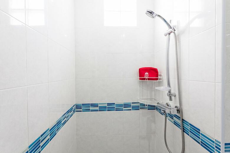 Hotel Zen Rooms Patong Soi Chuwong