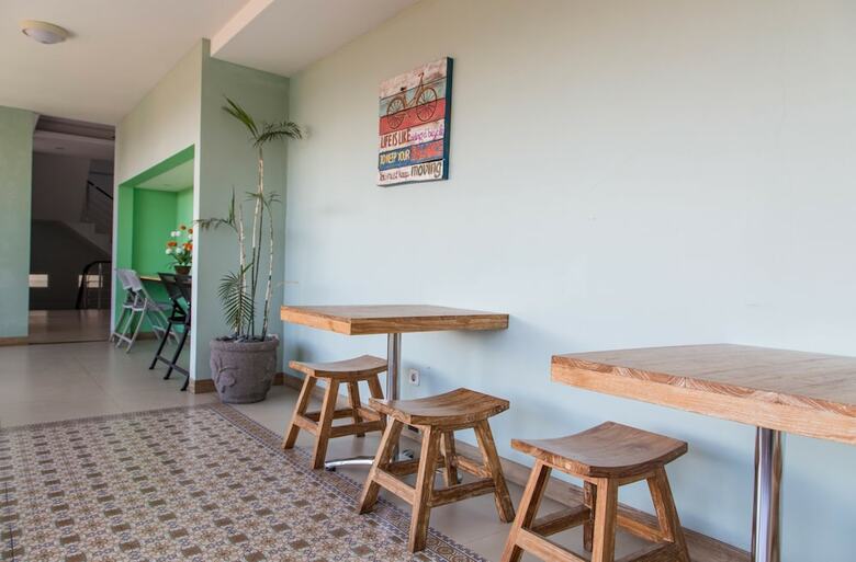 Hotel Zen Rooms Batu Pageh Legian Kuta