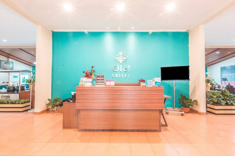 Capital O 1662 Ole Suites Hotel