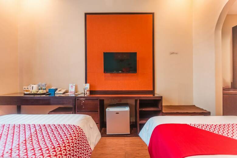 Capital O 1662 Ole Suites Hotel