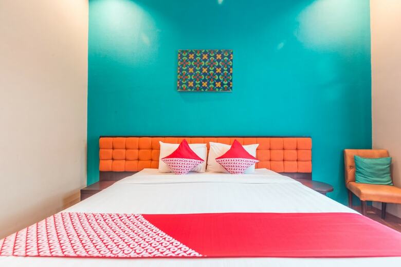 Capital O 1662 Ole Suites Hotel