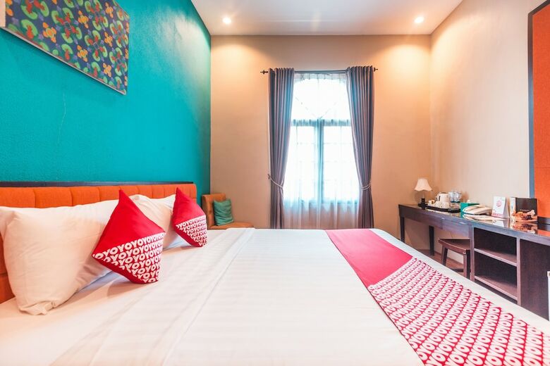 Capital O 1662 Ole Suites Hotel