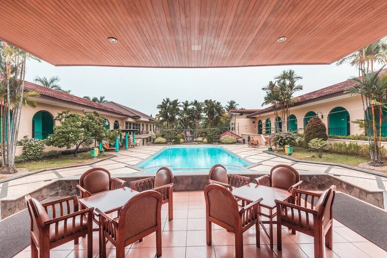 Capital O 1662 Ole Suites Hotel