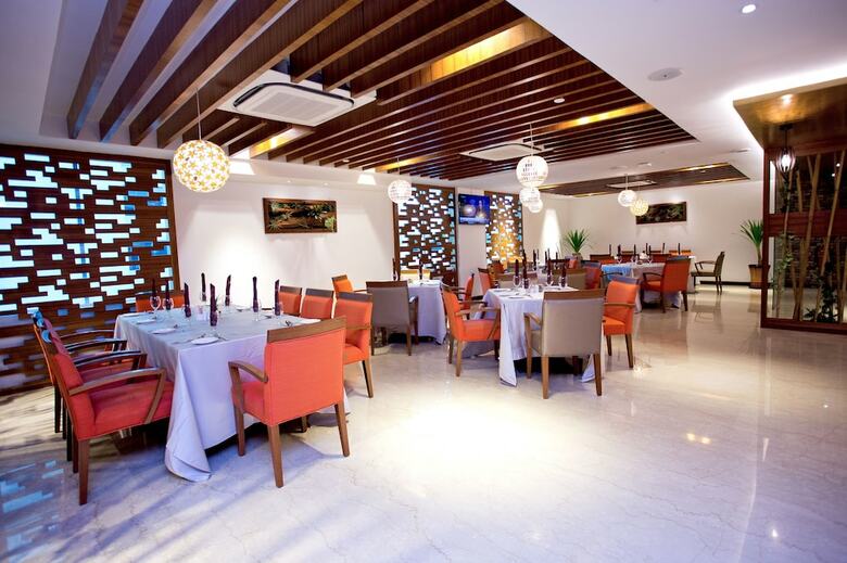 Vouk Hotel Suites