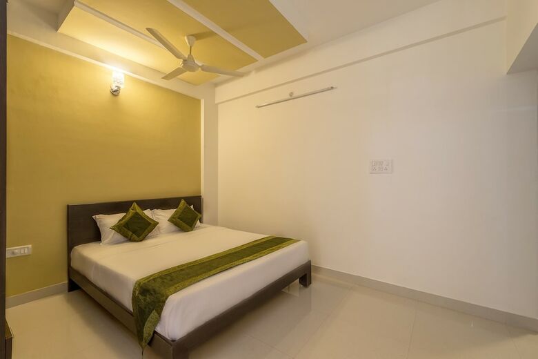 Treebo Trip Hotel Worldtree