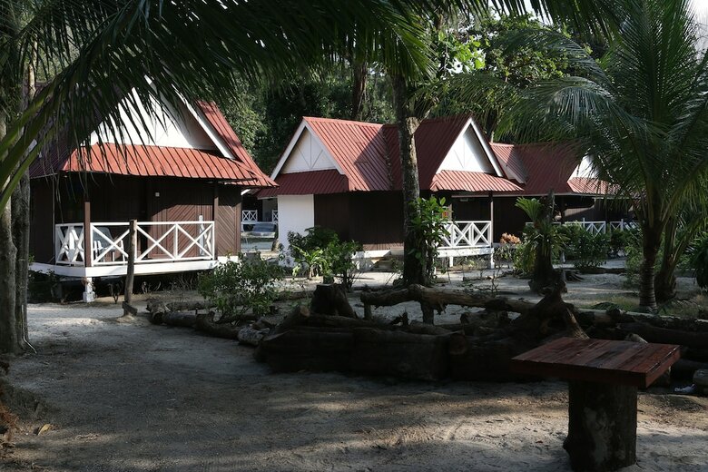Hotel The Barat Perhentian Beach Resort