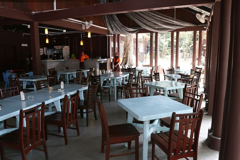 Hotel The Barat Perhentian Beach Resort
