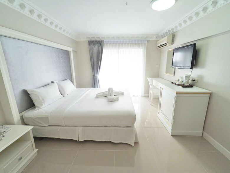 Romance Hotel Sukhumvit 97
