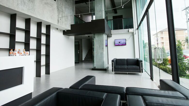 B2 Hotel South Pattaya Premier Hotel
