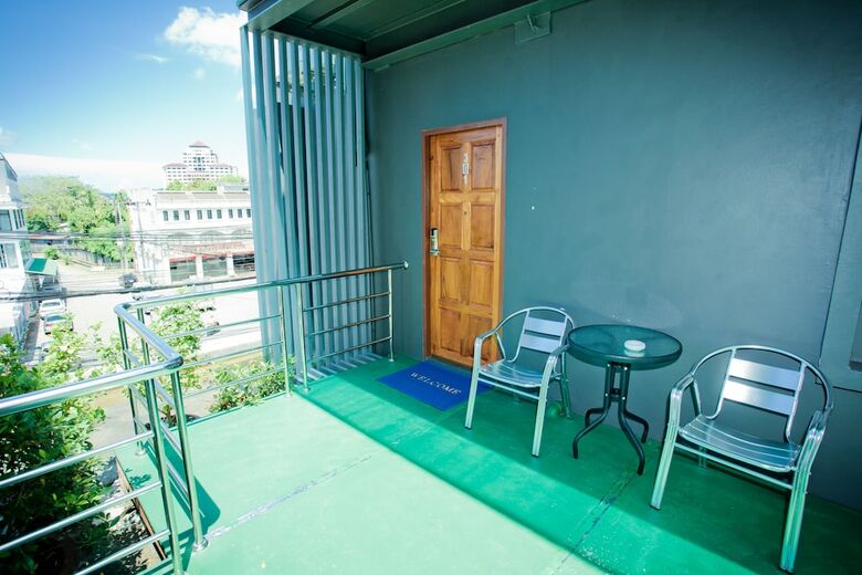 Hotel Chaphone Guesthouse