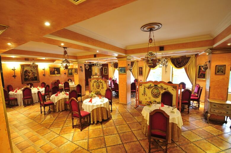 Hotel Ambassador
