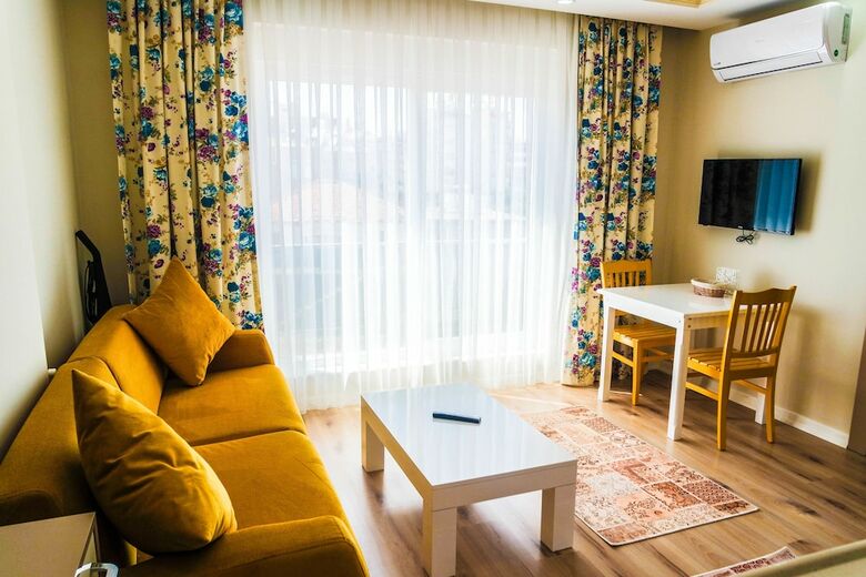 Ale Apartments Hotel