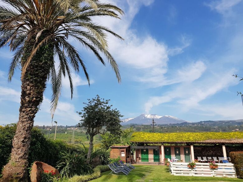 Hotel Etna