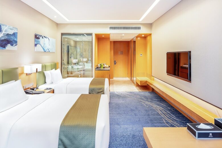 Hotel Holiday Inn Neijiang Riverside