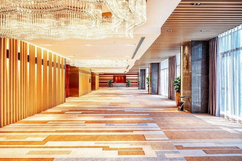 Hotel Holiday Inn Neijiang Riverside