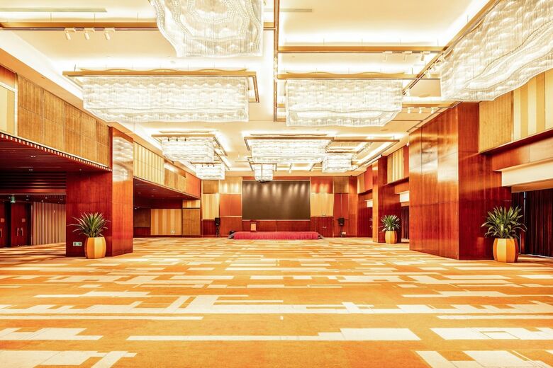 Hotel Holiday Inn Neijiang Riverside