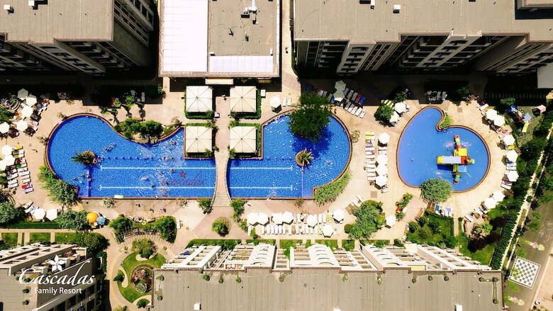 Aparthotel Cascadas Family Resort