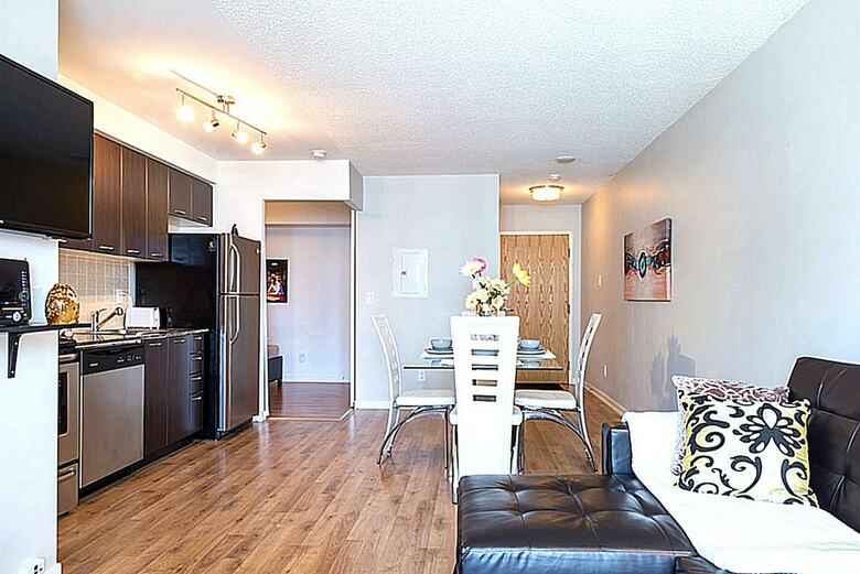 Lavish Suites- New Two Bedroom - Amazing Cn Tower View