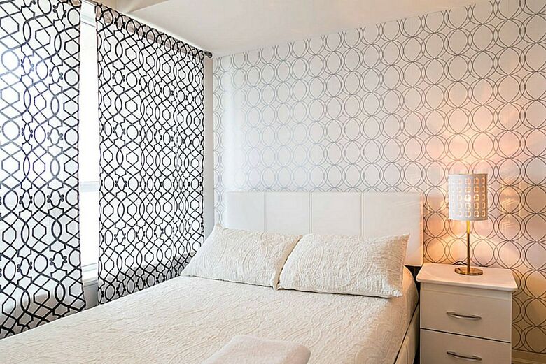 Lavish Suites- New Two Bedroom - Amazing Cn Tower View
