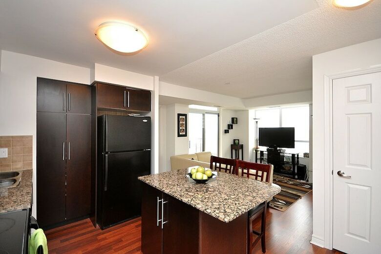 Apartamentos Napa Furnished Suites - Square One