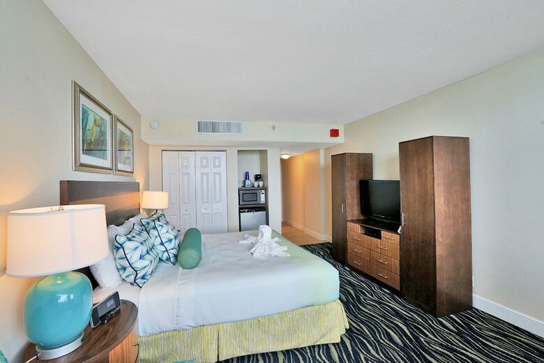 Hollywood Beach Tower By Capital Vacations