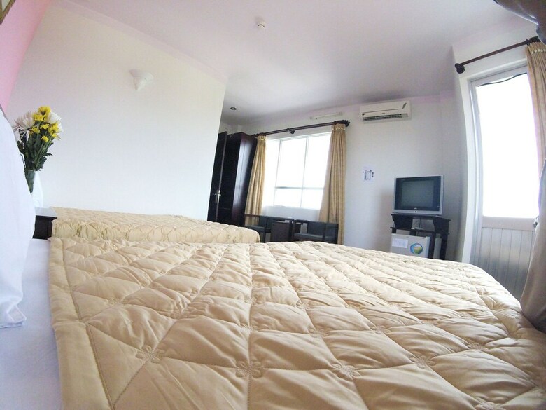 Quyet Thang Doc Let Hotel