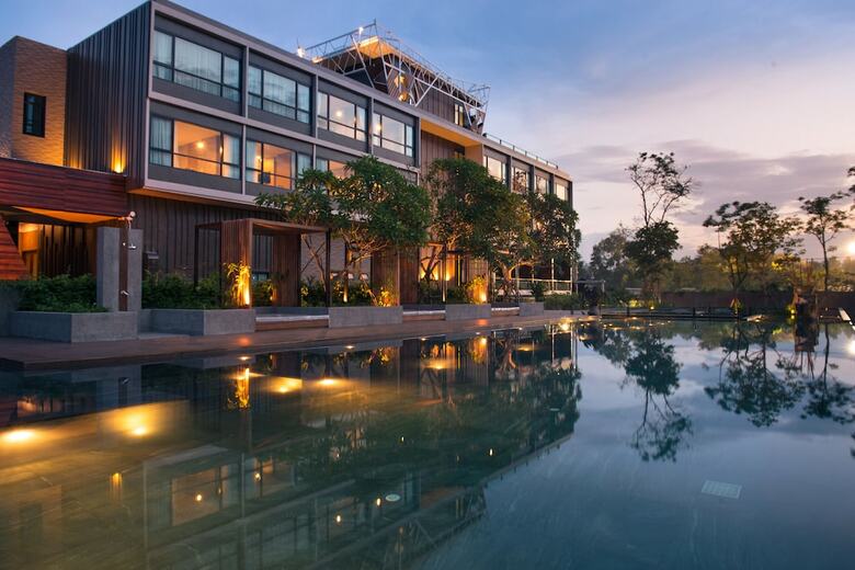 Hotel North Hill City Resort
