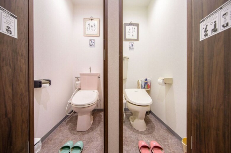 Hostal Guest House B's Five II