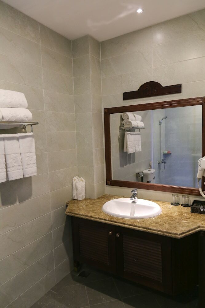 Iris Dalat Hotel