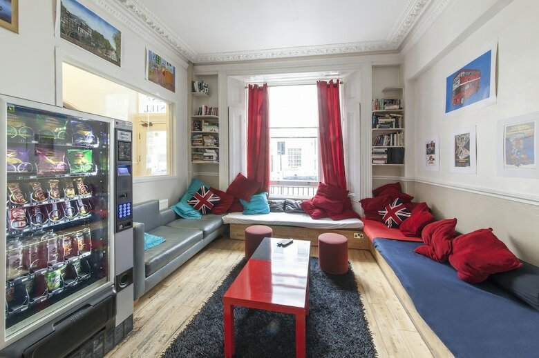 Hostal Astor Kensington Hostel
